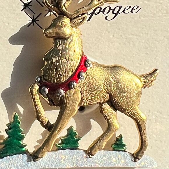 Reindeer brooch ๐ฆ๐ new ๐ฆ๐ - Picture 2 of 3